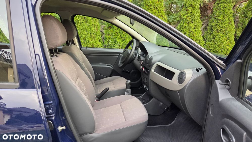 Dacia Sandero 1.2 16V Access - 11