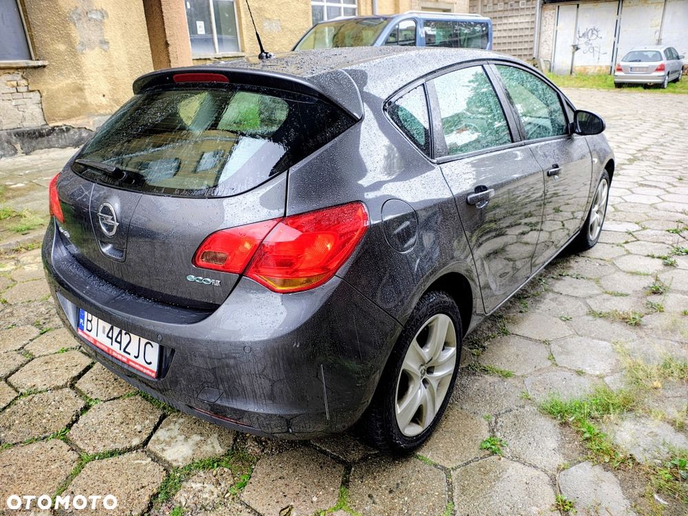 Opel Astra - 4