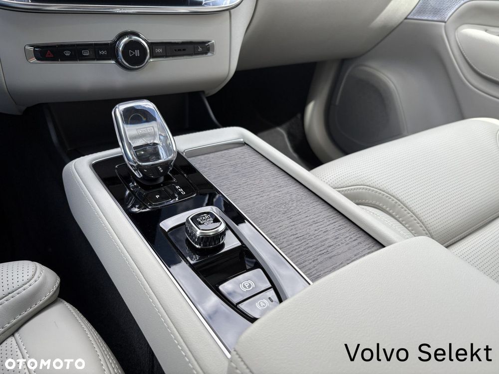 Volvo XC 90 - 18