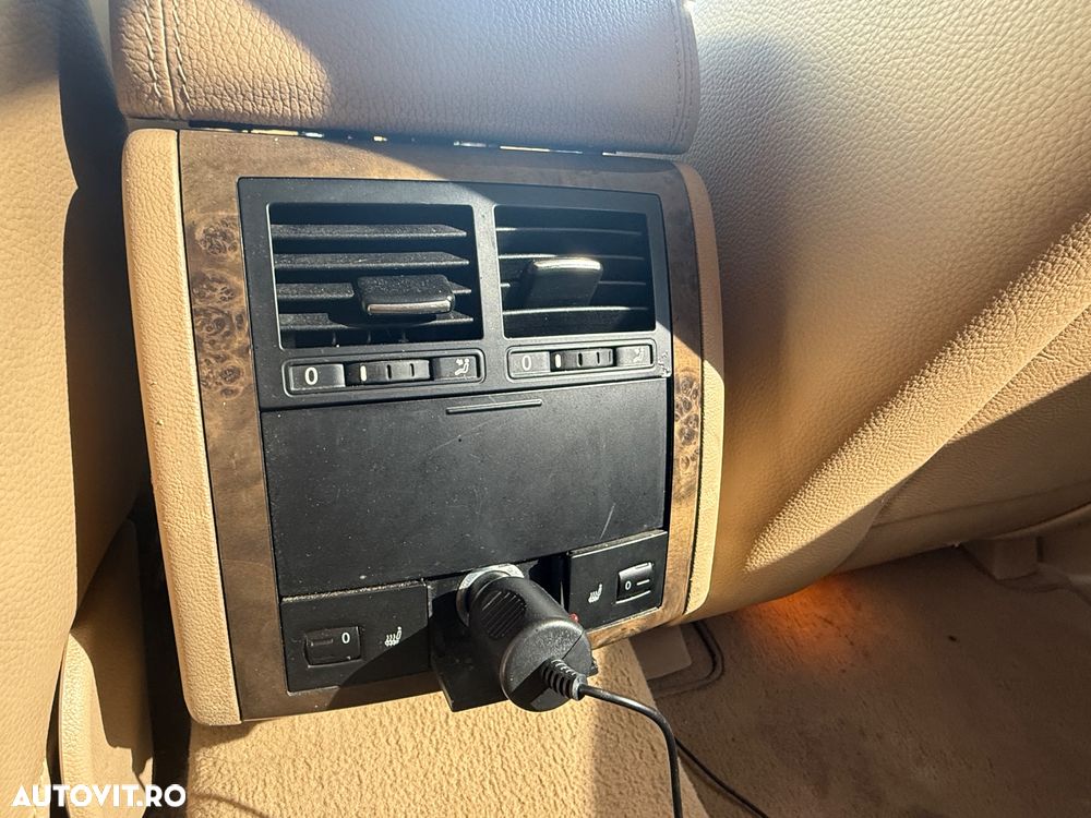 Volkswagen Touareg 3.0 V6 TDI DPF Automatik Mountain - 10