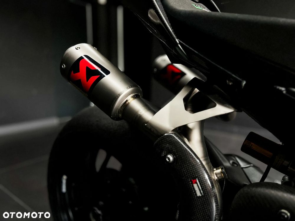 Ducati Panigale V4R - 11