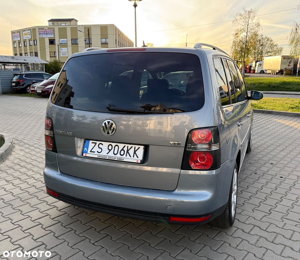 Volkswagen Touran 1.9 TDI Freestyle - 10
