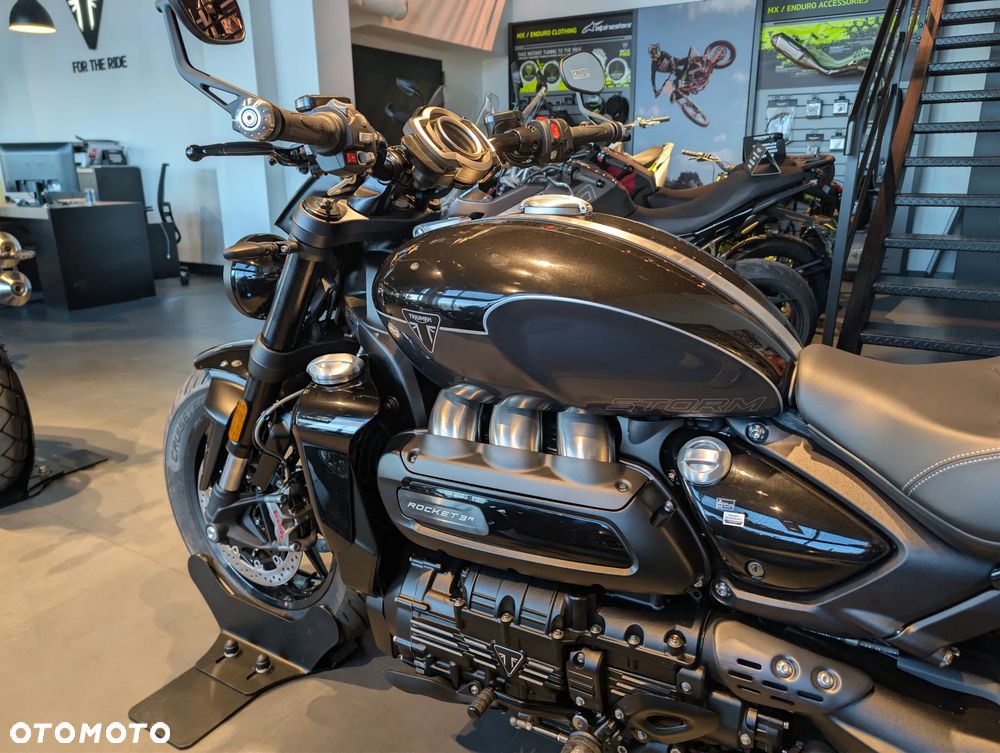 Triumph Rocket - 9