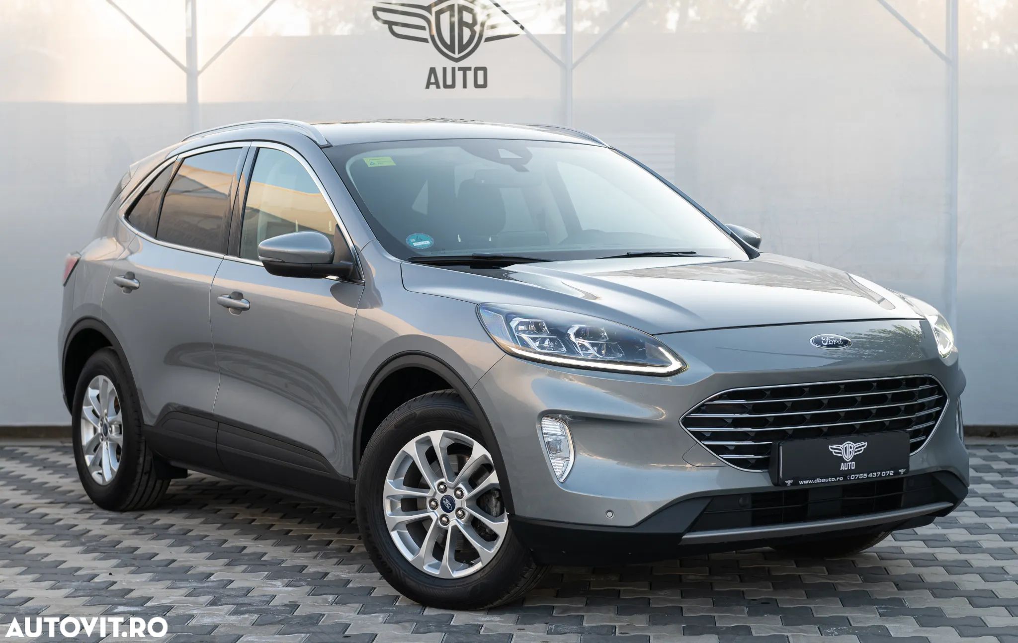 Ford Kuga 2.0 EcoBlue 4x4 Aut. TITANIUM - 1