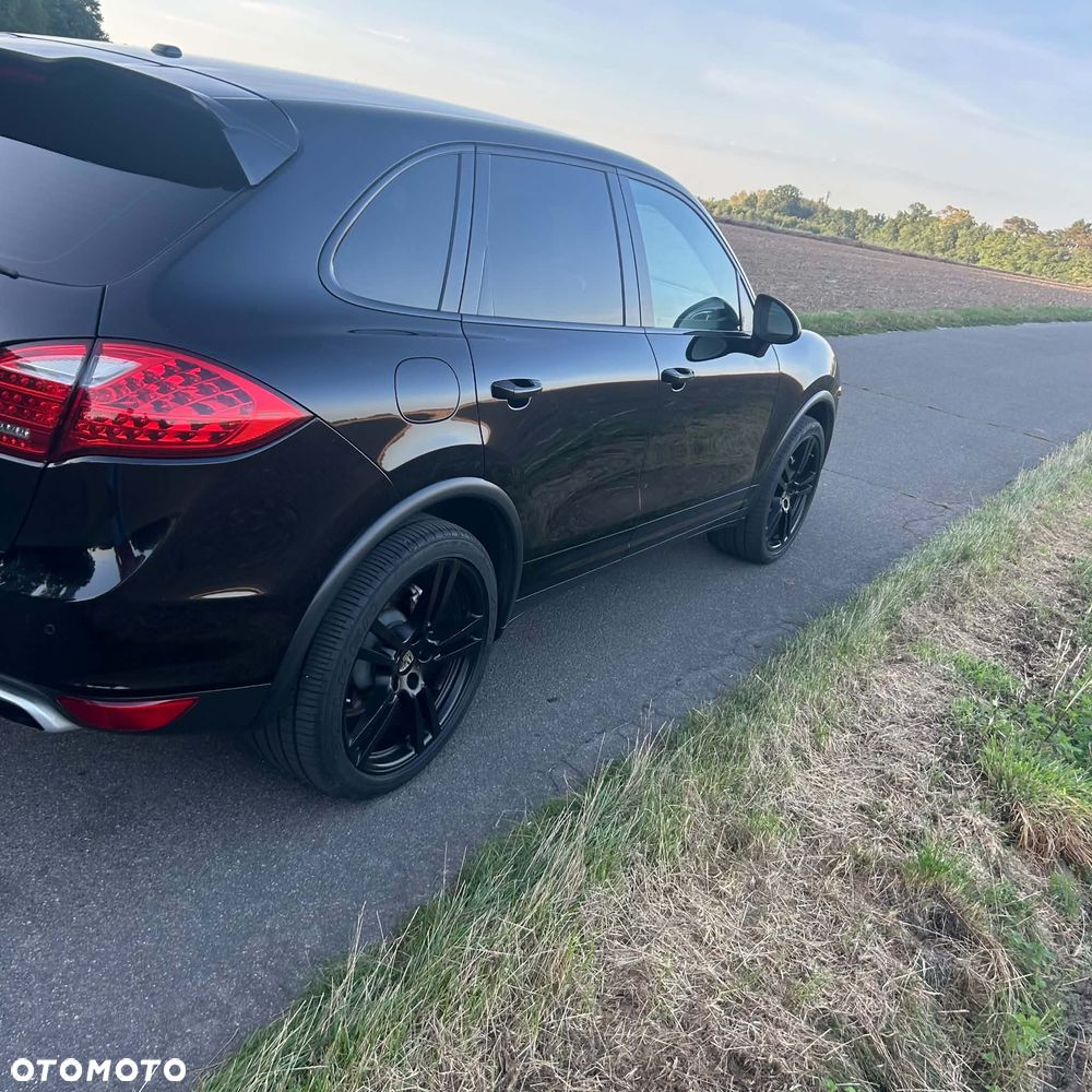 Porsche Cayenne - 3