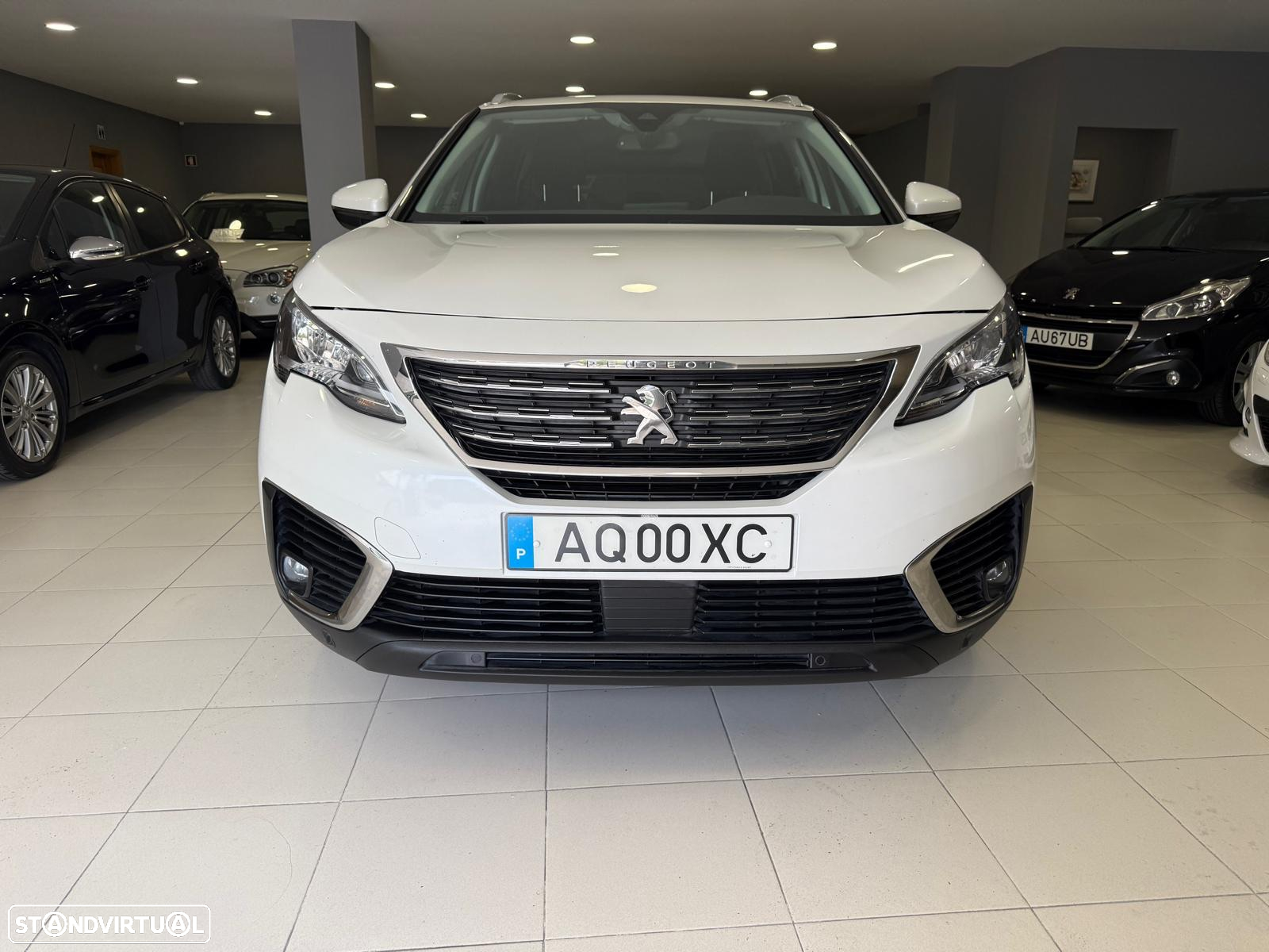 Peugeot 5008 1.5 BlueHDi Allure Pack EAT8 - 5