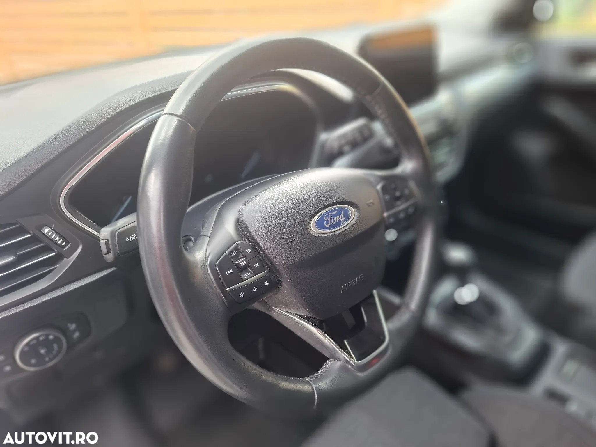Ford Focus 2.0 EcoBlue Active - 11