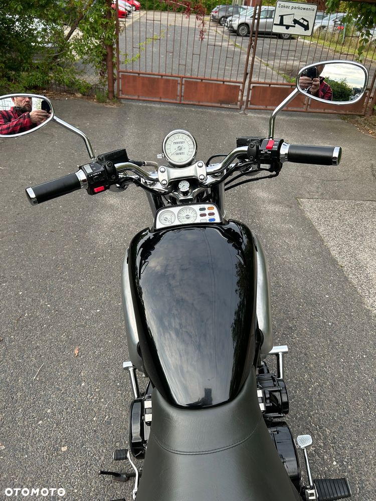 Yamaha V-MAX - 8