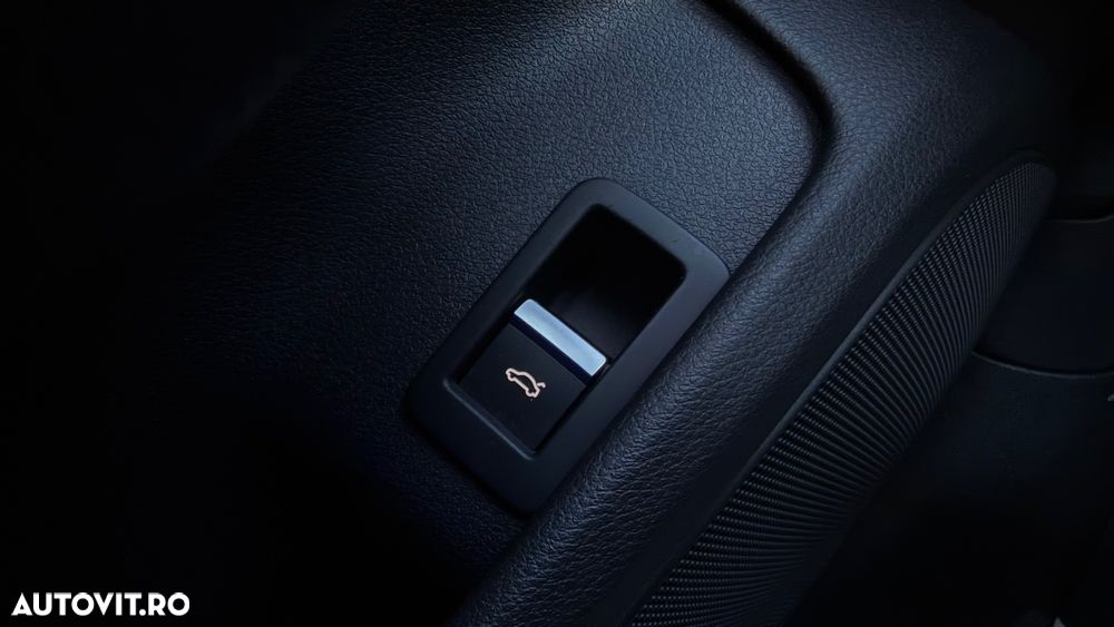 Audi A4 2.0 TDI S tronic Sport - 12