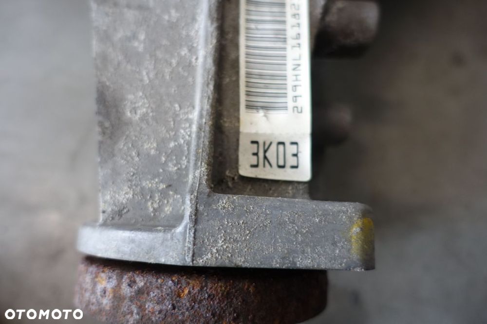 AUDI A4 B7 3.0 TDI MOST TYŁ TYLNY QUATTRO - 3