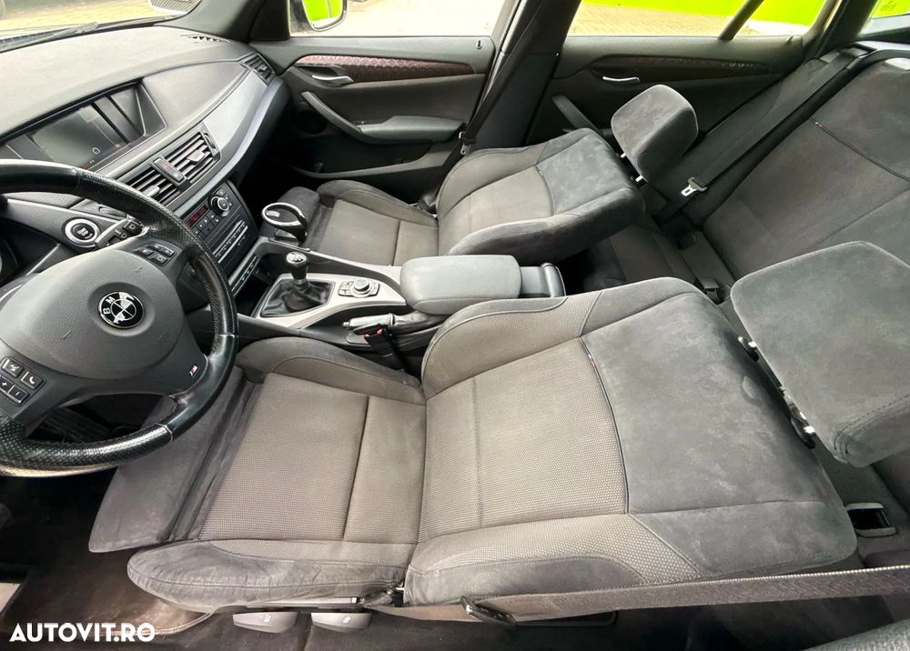 BMW X1 xDrive18d Sport Line - 18