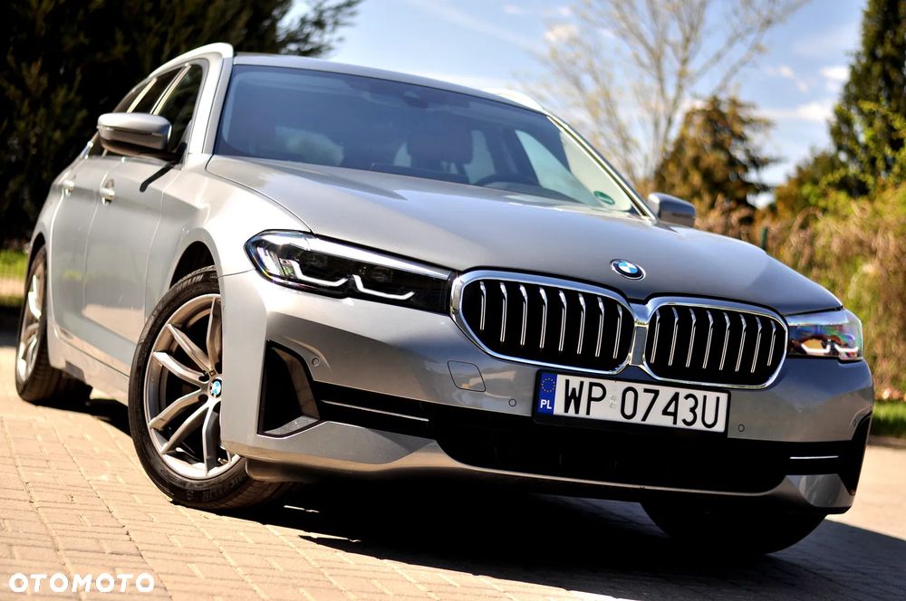 BMW Seria 5 520i - 37