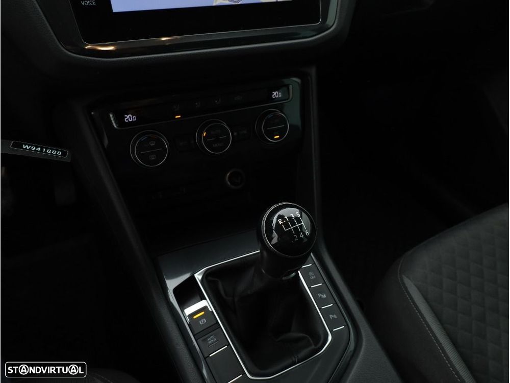 VW Tiguan 1.6 TDI Confortline - 19