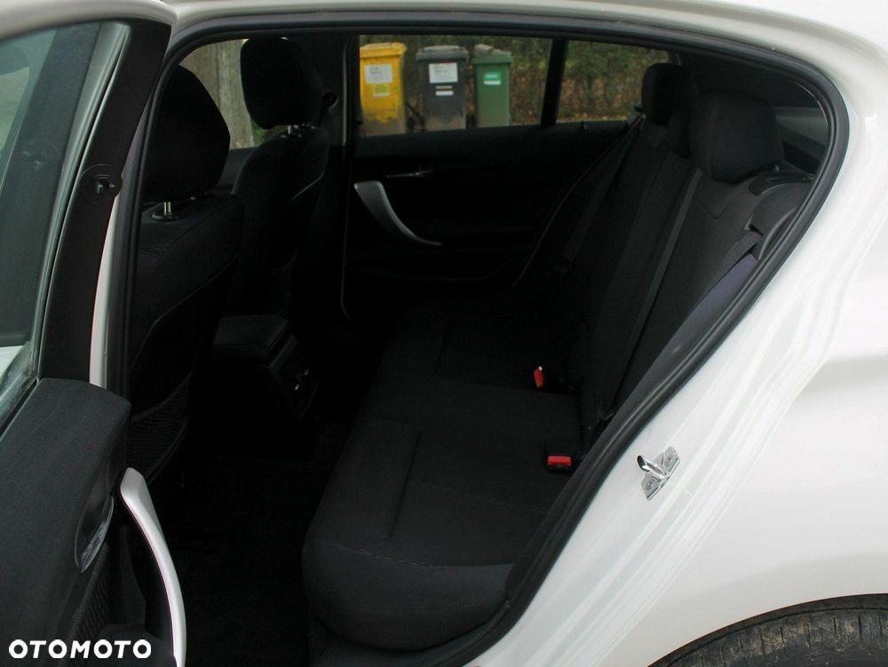 BMW Seria 1 - 17