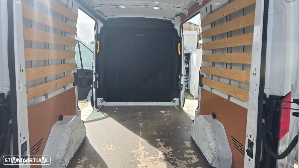 Ford Transit 310 L2 2.0 EcoBlue H2 Trend 2 Portas Laterais - 20