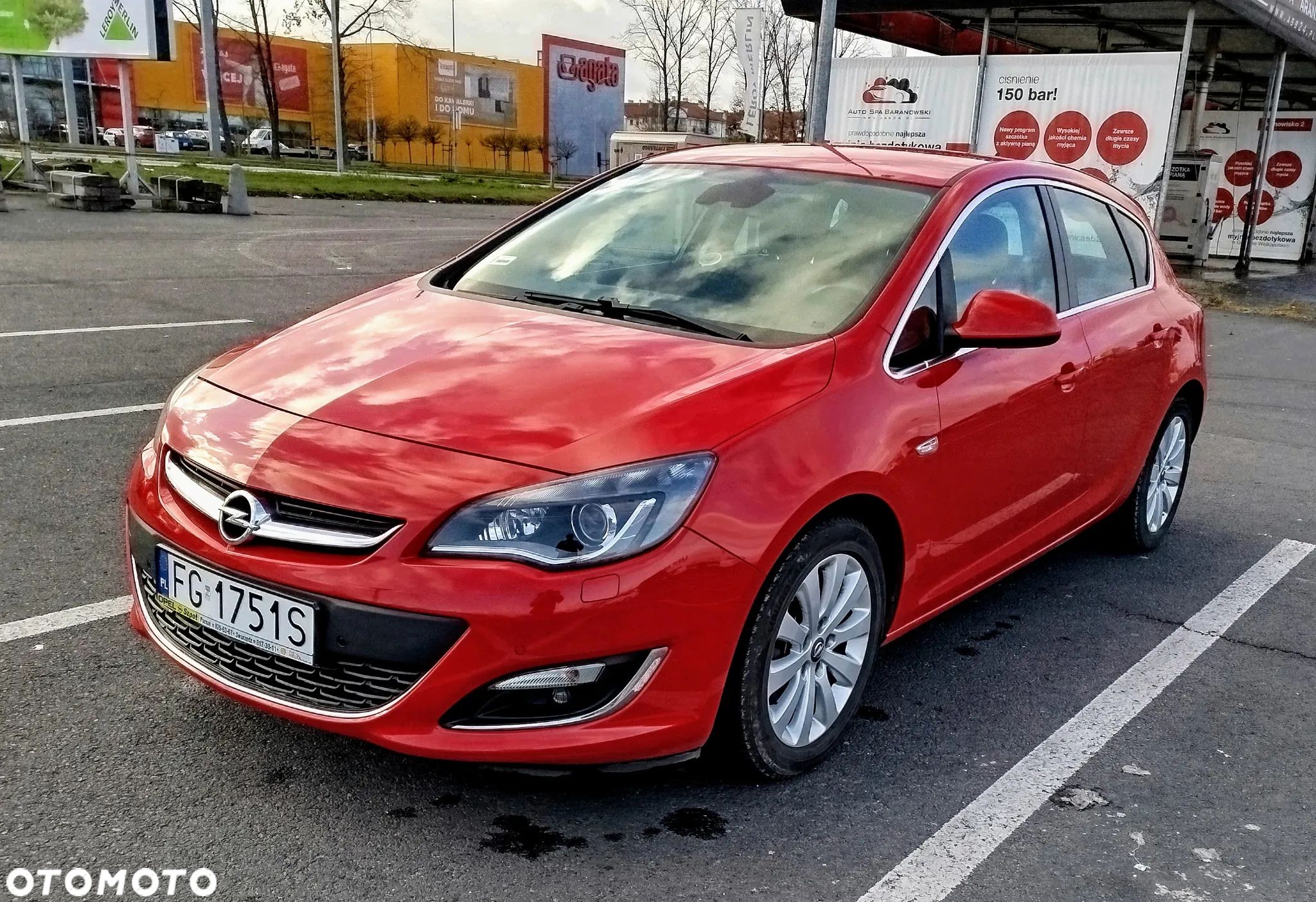 Opel Astra 1.6 SIDI Turbo Automatik Sport - 1