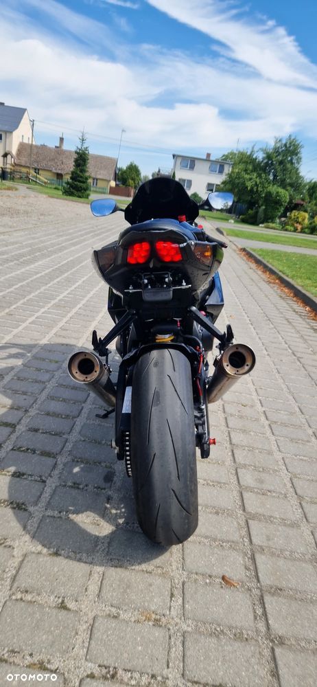 Suzuki GSX-R - 7
