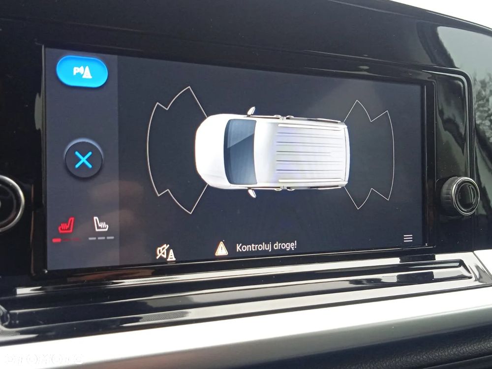 Ford Tourneo Connect 2.0 EcoBlue Titanium - 26