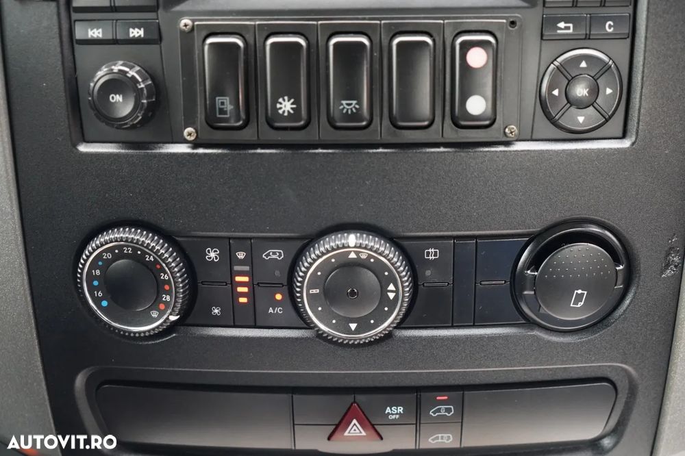 Mercedes-Benz SPRINTER 516 BLUETEC / 299.000 km / IMPORTAT DIN FRANȚA / - 24
