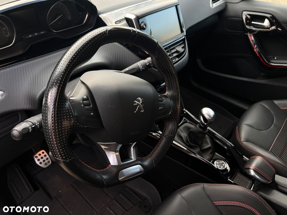 Peugeot 2008 - 10