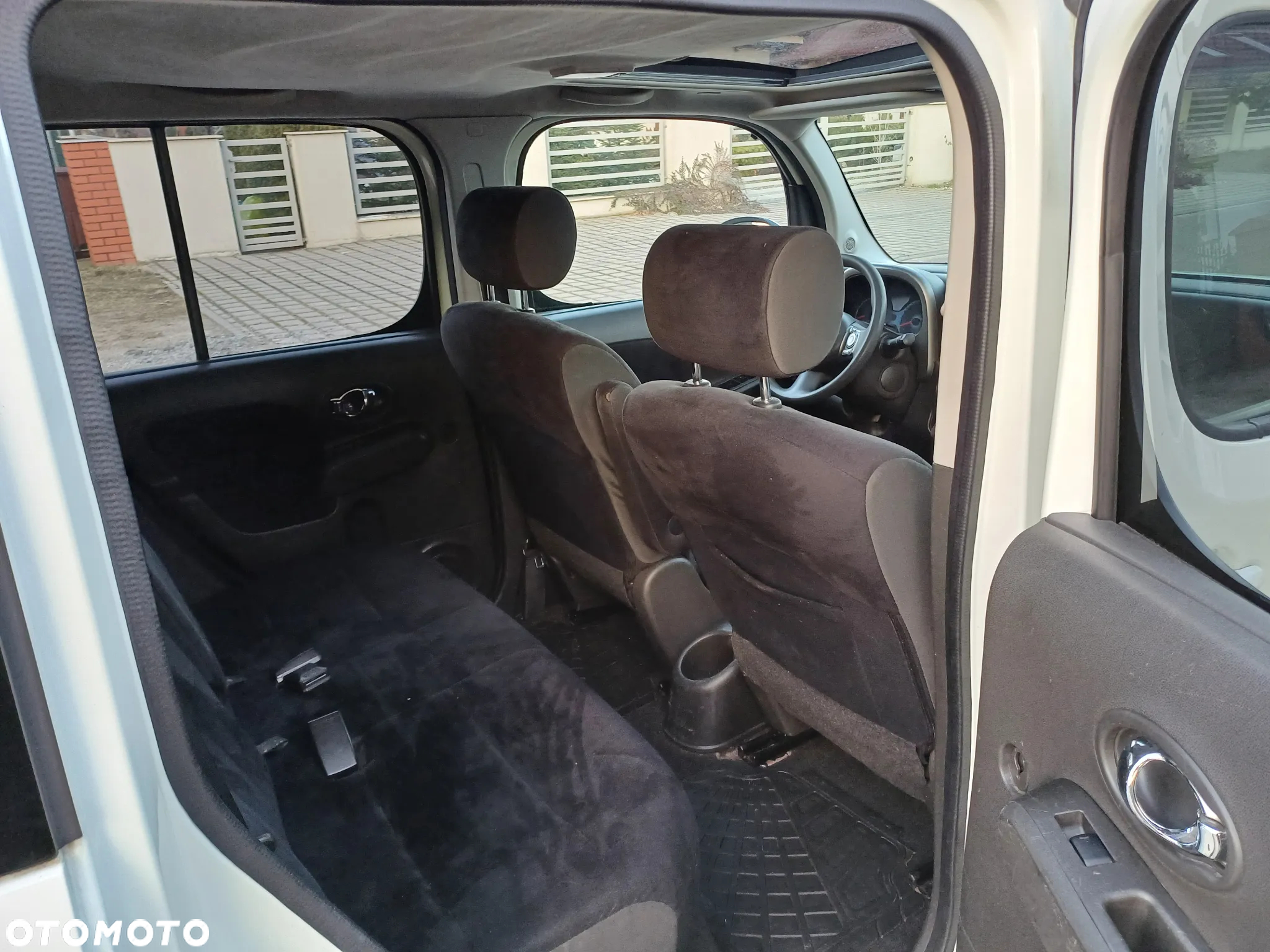 Nissan Cube 1.6 - 11