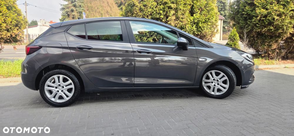 Opel Astra 1.6 D Start/Stop Dynamic - 18