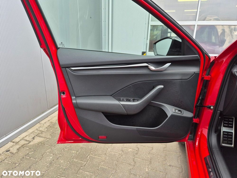 Skoda Octavia 1.5 TSI mHEV Sportline DSG - 16