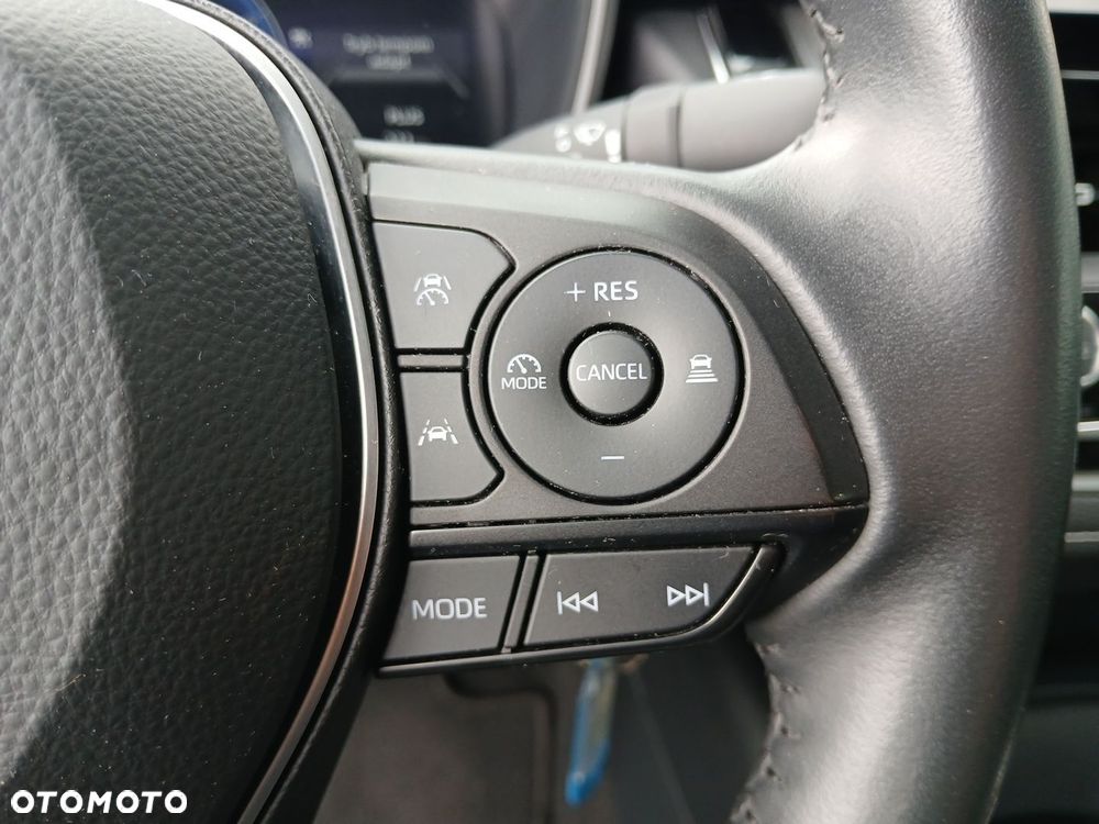 Toyota Corolla - 24