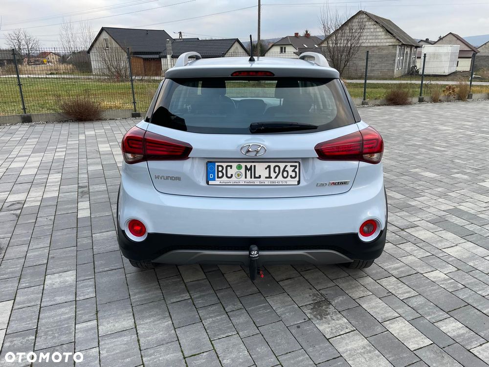 Hyundai i20 blue 1.4 Active Select - 8