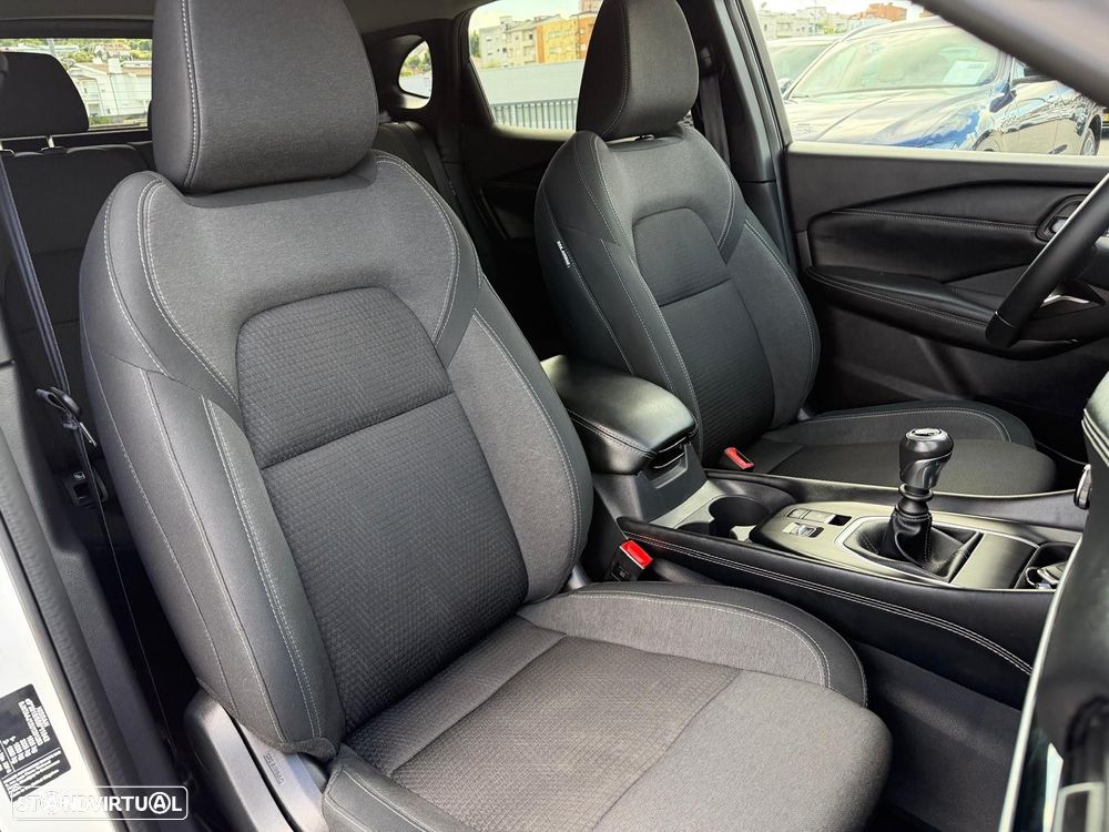 Nissan Qashqai 1.3 DIG-T N-Connecta LED - 16