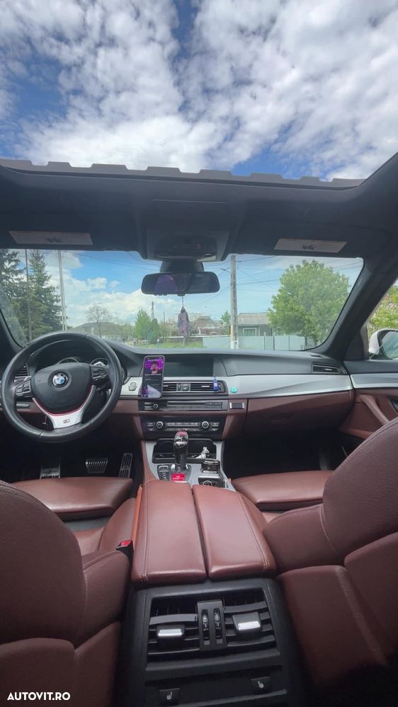 BMW Seria 5 535i xDrive - 4