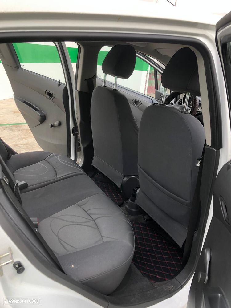 Chevrolet Spark 1.0 LS+ - 3