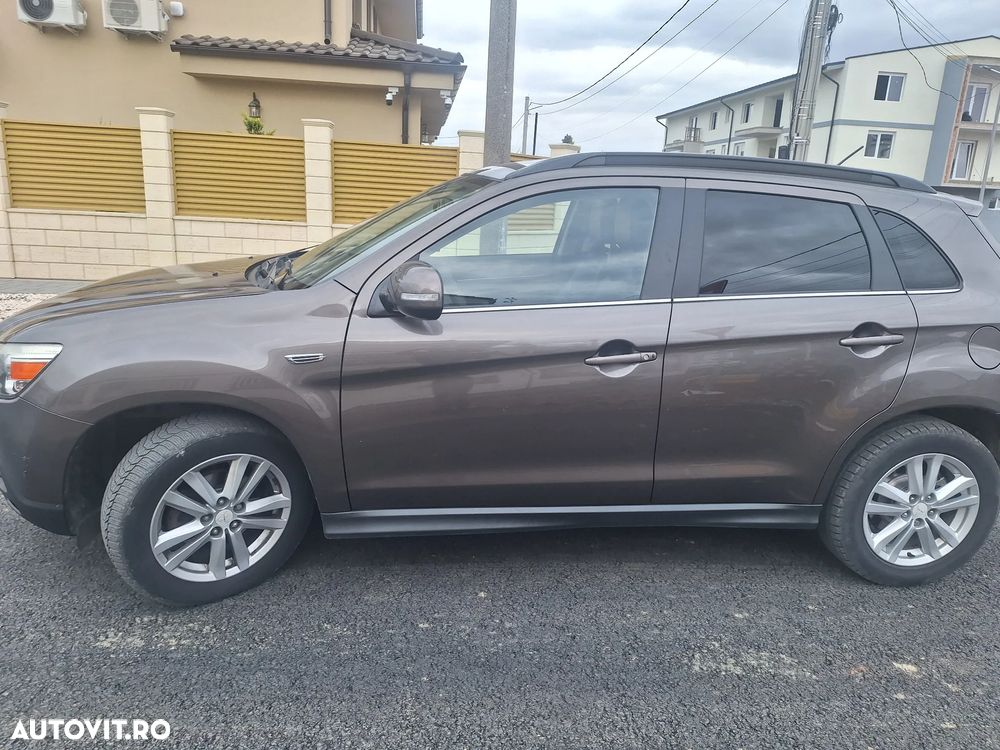 Mitsubishi ASX 1.8 DI-D 2WD Comfort Edition - 3