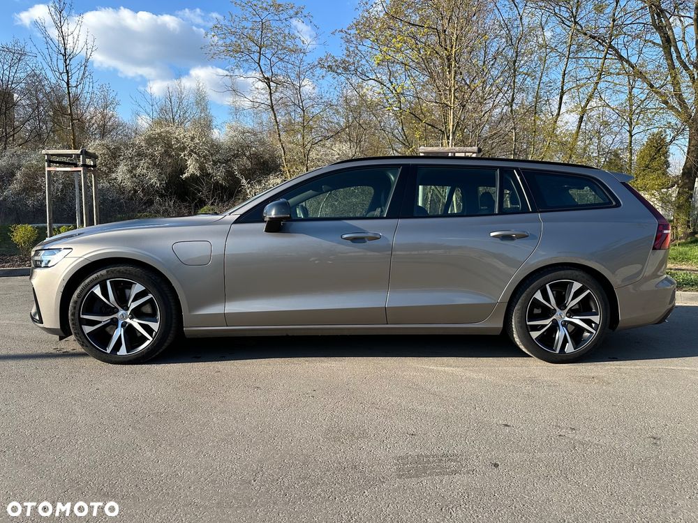 Volvo V60 T8 AWD Plug-In Hybrid Inscription - 2