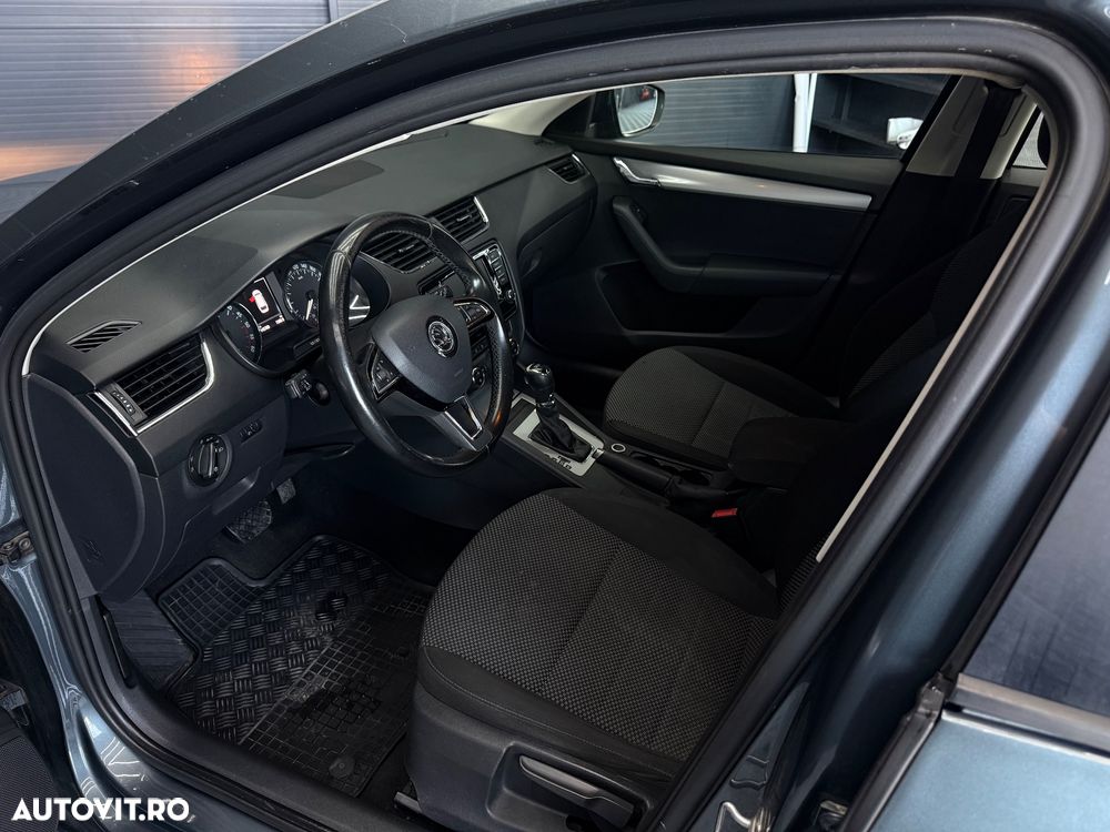Skoda Octavia - 6
