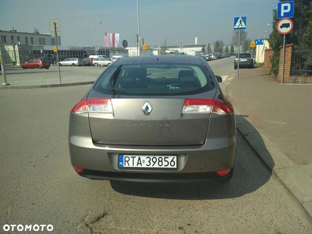 Renault Laguna 2.0 DCi FAP Expression - 3