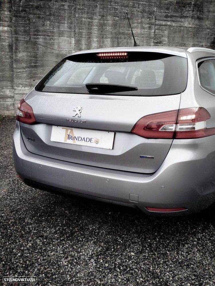 Peugeot 308 SW 1.2 PureTech Allure J17 - 16