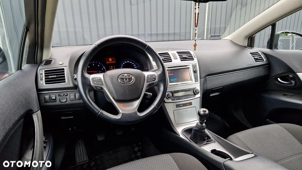 Toyota Avensis 2.0 D-4D Premium - 14
