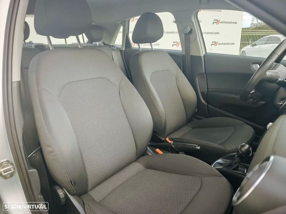 Audi A1 Sportback 1.6 TDI Advance S-Tronic - 12