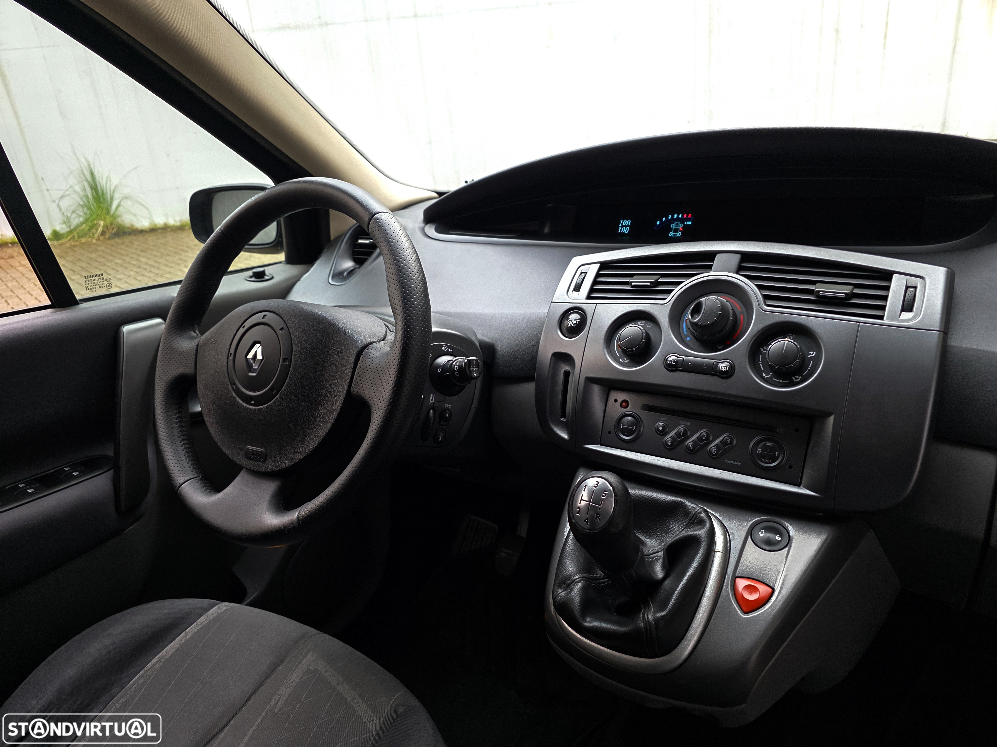Renault Grand Scénic 1.5 dCi Dynamique - 46