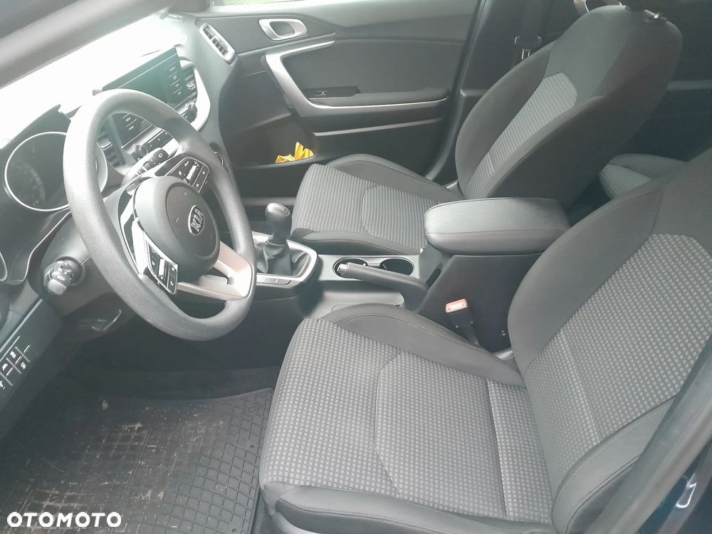 Kia Ceed 1.0 T-GDI S - 11
