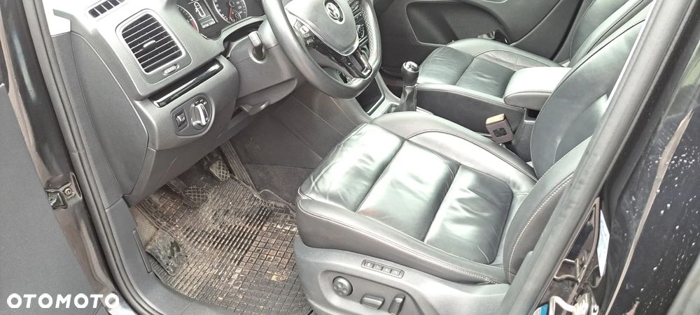 Volkswagen Sharan 2.0 TDI (BlueMotion Technology) Highline - 8