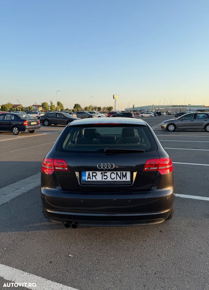 Audi A3 Sportback 1.4 TFSI S-tronic Attraction - 4
