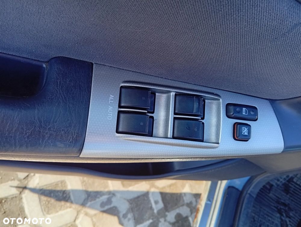 Toyota Corolla 2.0 D-4D Sol - 9