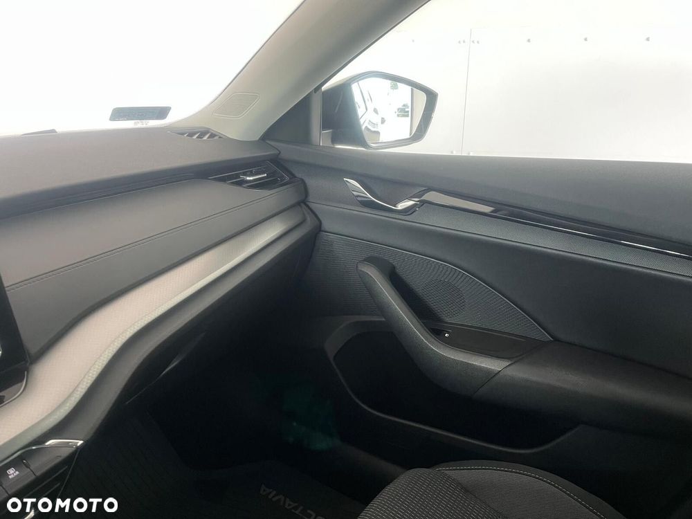 Skoda Octavia 1.5 TSI ACT Ambition - 17