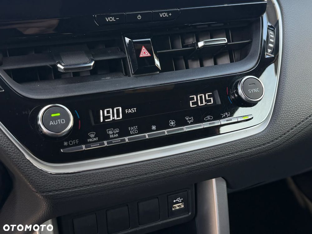 Toyota Corolla Cross 2.0 Hybrid Comfort - 20