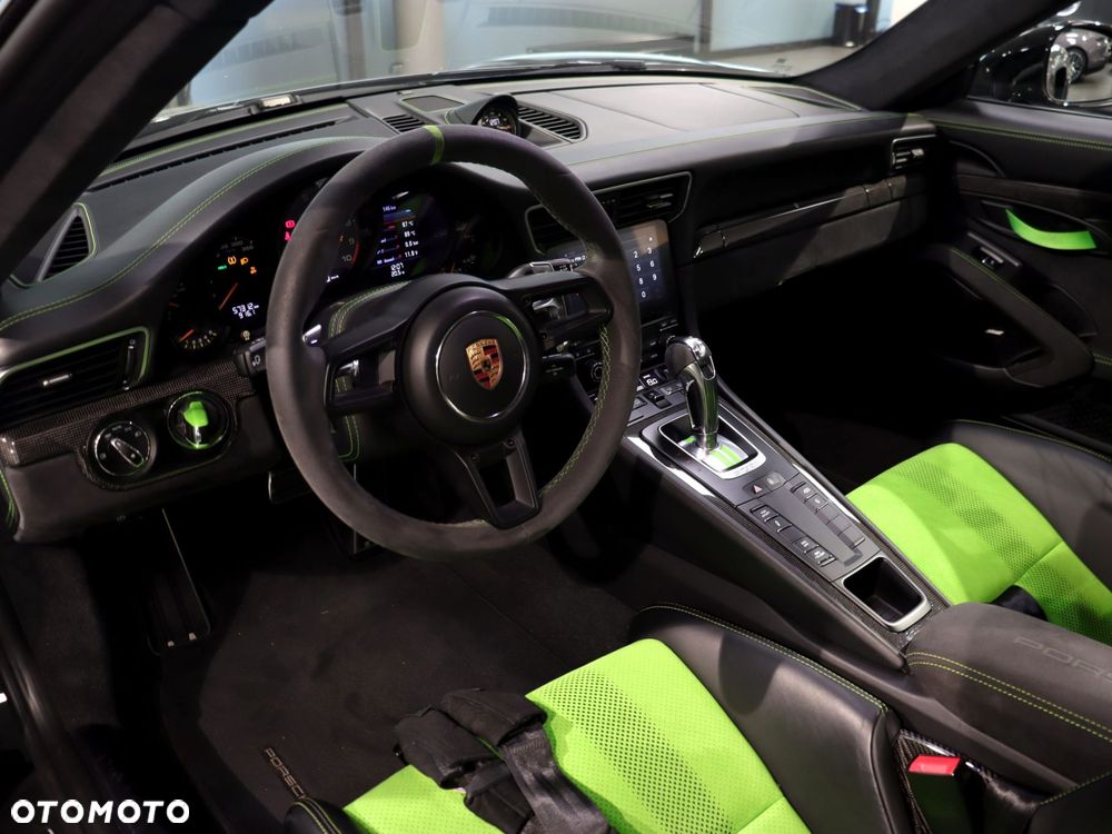 Porsche 911 GT3 RS - 15