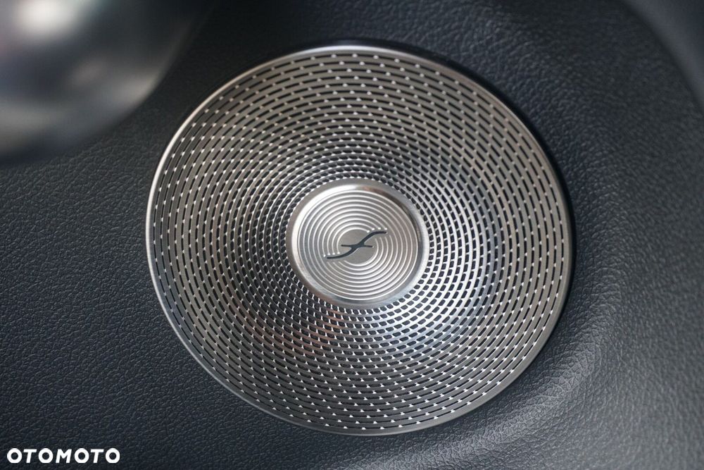 Mercedes-Benz GLB - 17