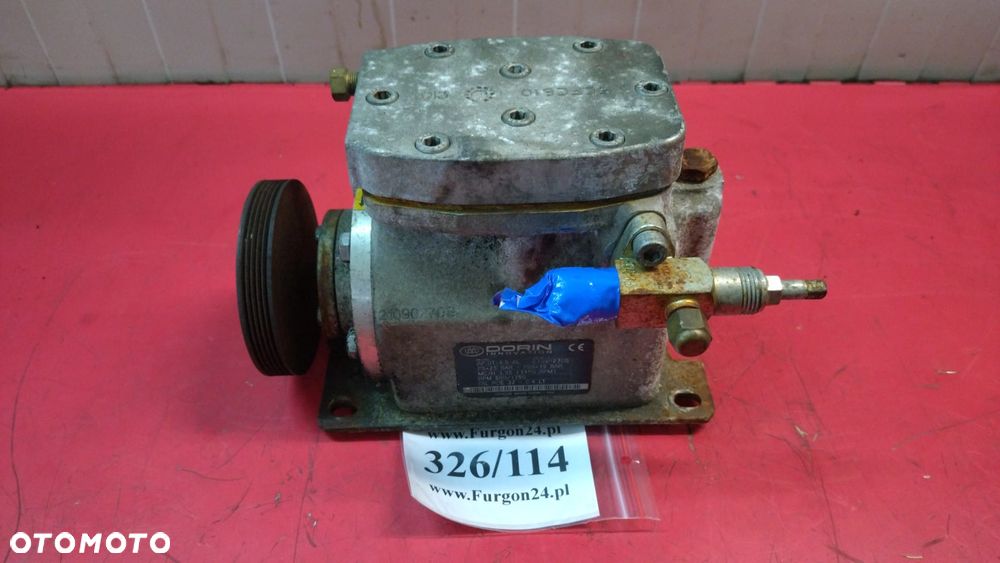 SPRĘŻARKA AGREGAT CHŁODNIA RELEC FROID TR10 DORIN 21090270S NO 326/114 - 1