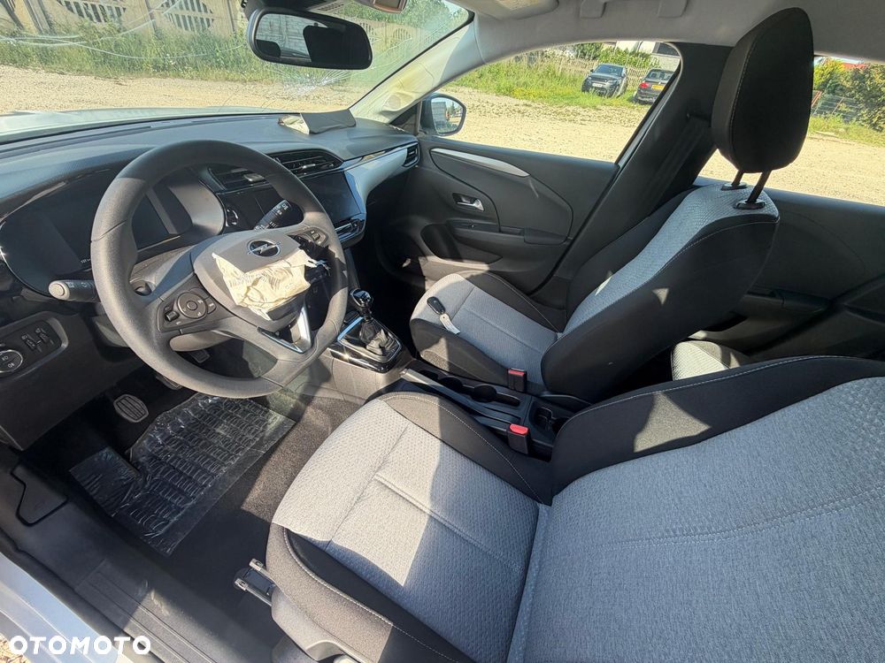 Opel Corsa 1.2 T Edition S&S - 9